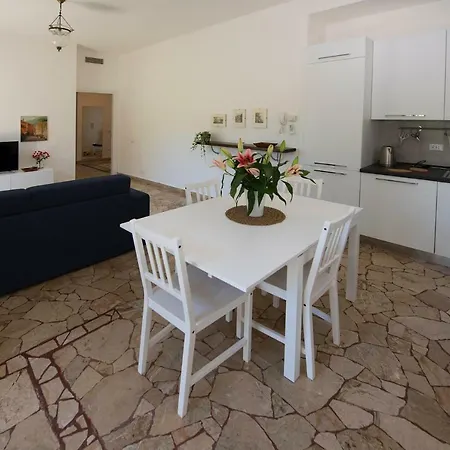 Vitali Jr Lägenhet *